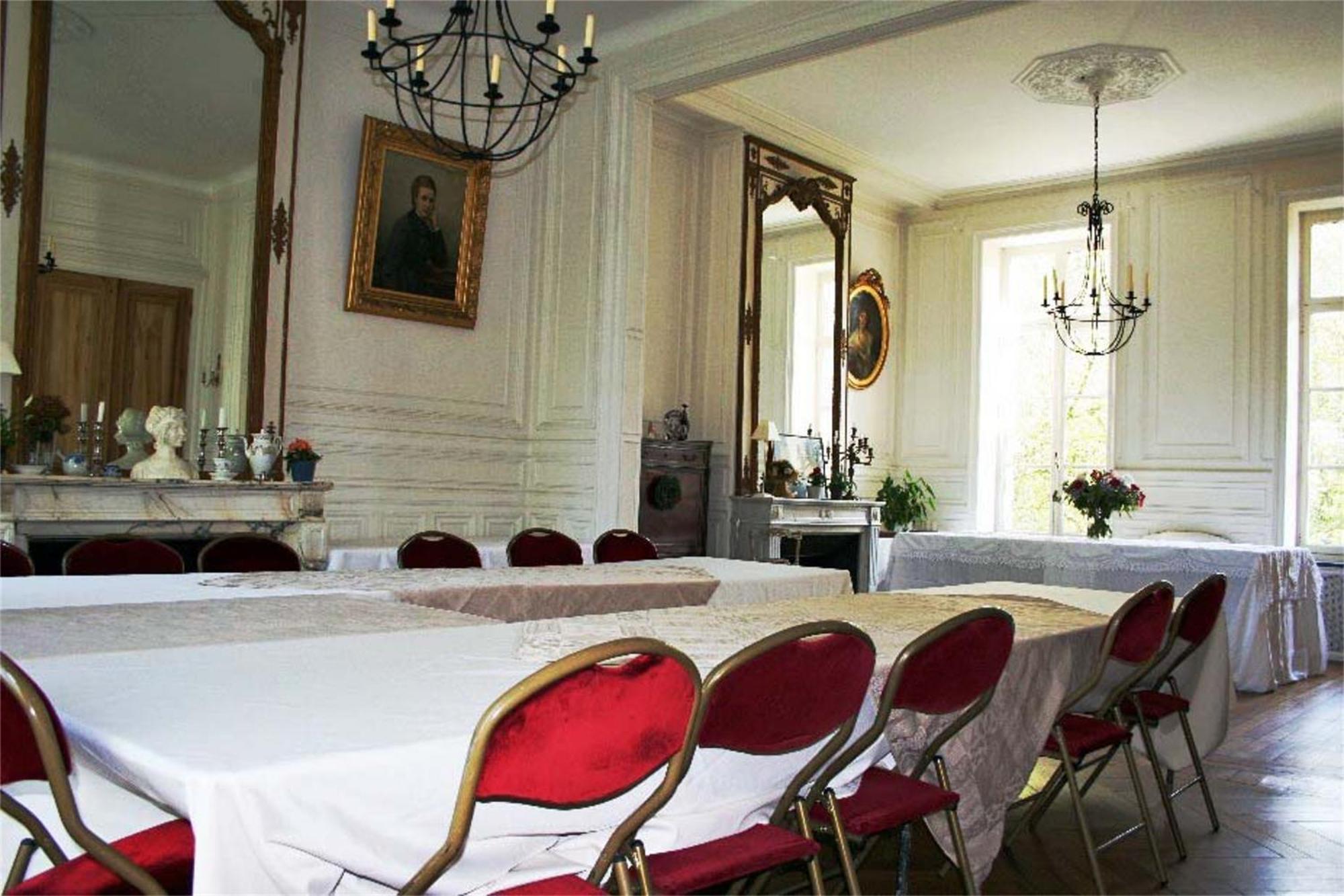 Le Chateau De Philiomel Lillers Exterior foto